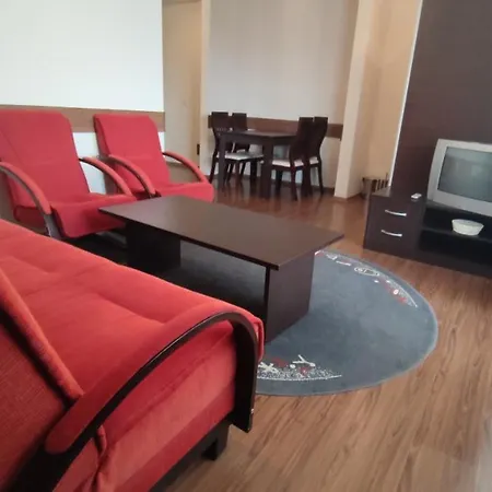 Apartman Sa 2 Spavace Sobe Apartment